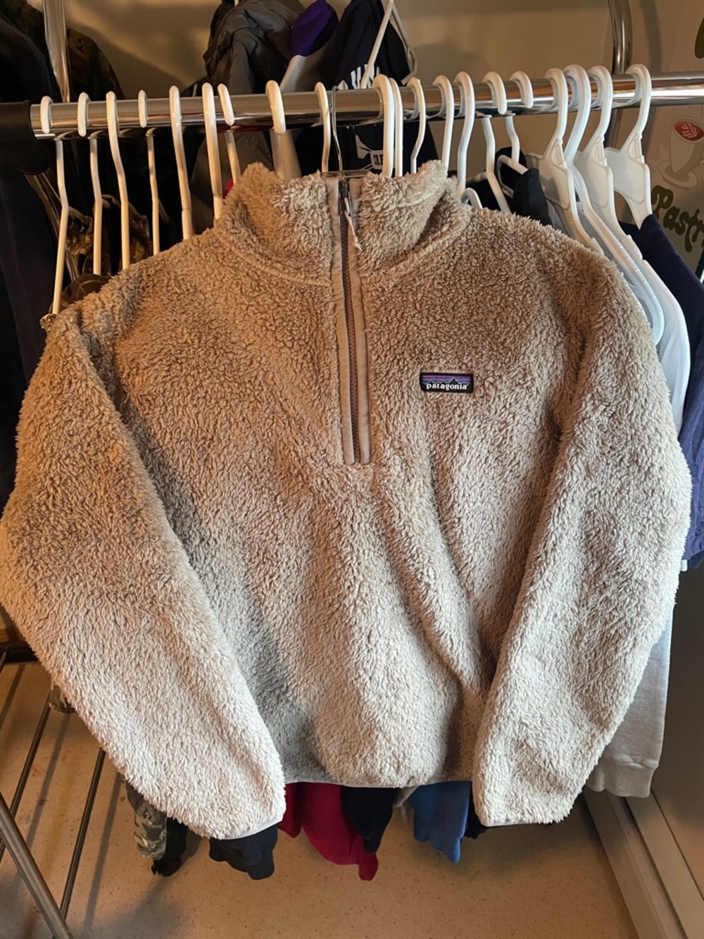 Women’s Patagonia beige quarter zip fleece sweater